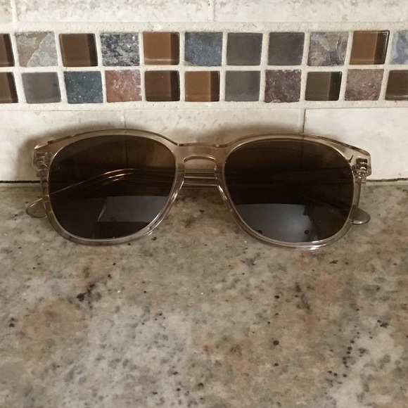 Vuarnet Other - Vuarnet Belvedere Sunglasses VU40011I